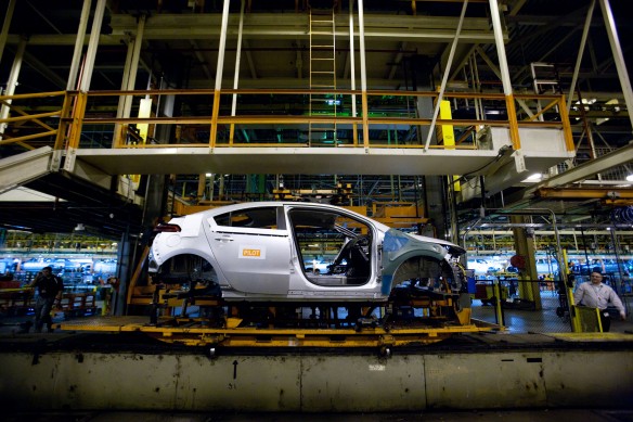 GM hält Chevrolet Volt / Opel Ampera Produktion an GM hält Chevrolet Volt / Opel Ampera Produktion an