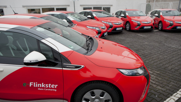 Deutsche Bahn fährt Opel Ampera Deutsche Bahn fährt Opel Ampera