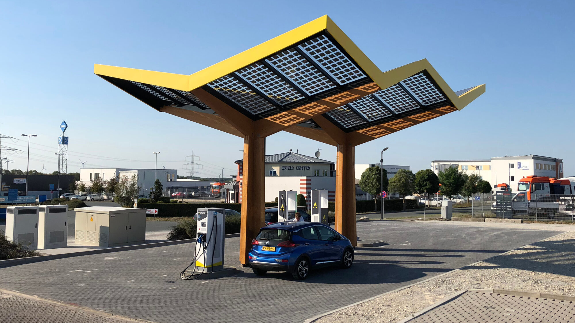 Fastned: Zweiter deutscher Standort bei Paderborn Fastned: Zweiter deutscher Standort bei Paderborn