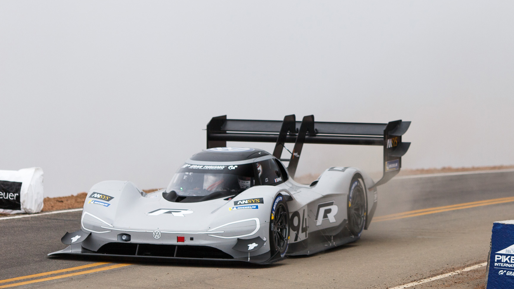 Elektro schlägt Verbrenner: I.D. R Pikes Peak siegt mit Streckenrekord Elektro schlägt Verbrenner: I.D. R Pikes Peak siegt mit Streckenrekord