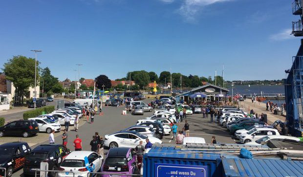 54 E-Auto in drei Stunden laden. Alle Achtung. Foto: comobility
