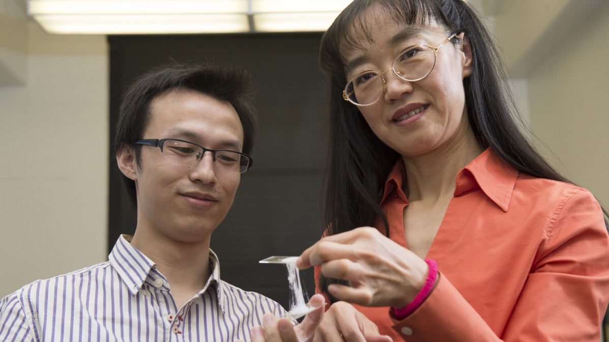 Neuer Elektrolyt für sichere Batterien Neuer Elektrolyt für sichere Batterien