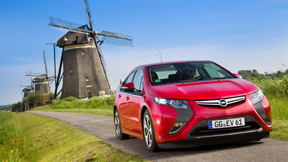 Niederländer kaufen Plug-In Hybride, fahren aber nur mit Benzin Niederländer kaufen Plug-In Hybride, fahren aber nur mit Benzin
