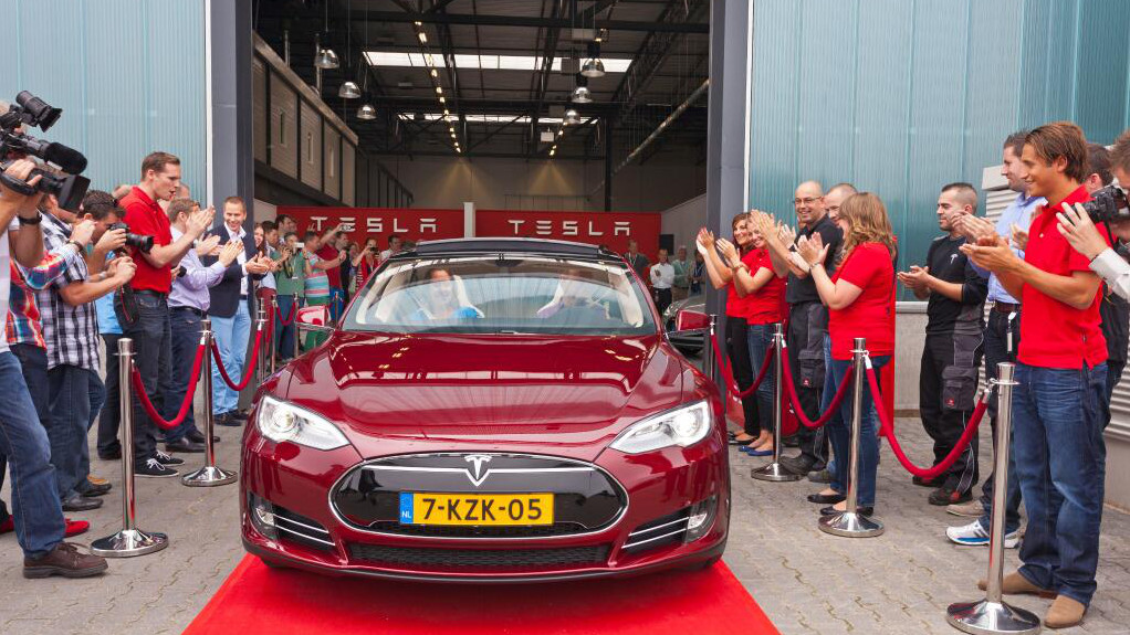 Tesla Montagewerk in Tilburg, 625 km mit einer Ladung Tesla Montagewerk in Tilburg, 625 km mit einer Ladung