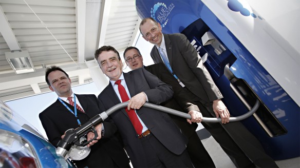 Air Liquide eröffnet erste öffentliche Wasselstofftankstelle in NRW Air Liquide eröffnet erste öffentliche Wasselstofftankstelle in NRW