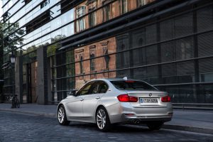 Der BMW 330e. Bild: BMW